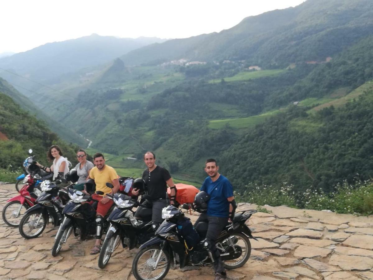 G S Hostel Ha Giang Exteriör bild
