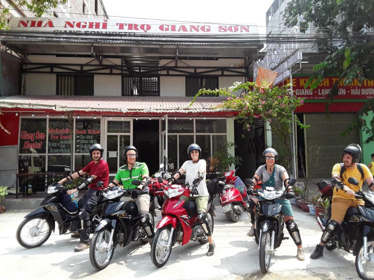 G S Hostel Ha Giang Exteriör bild