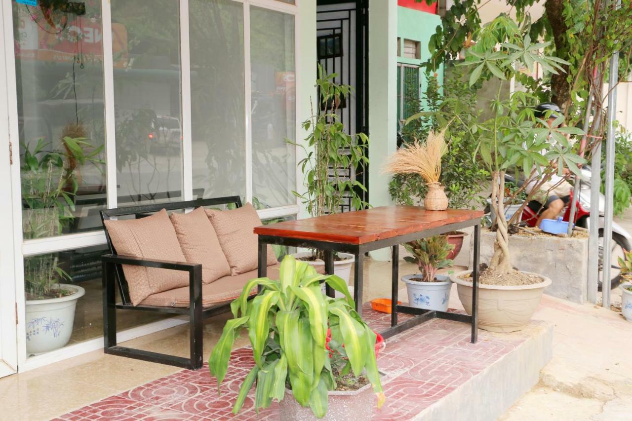 G S Hostel Ha Giang Exteriör bild